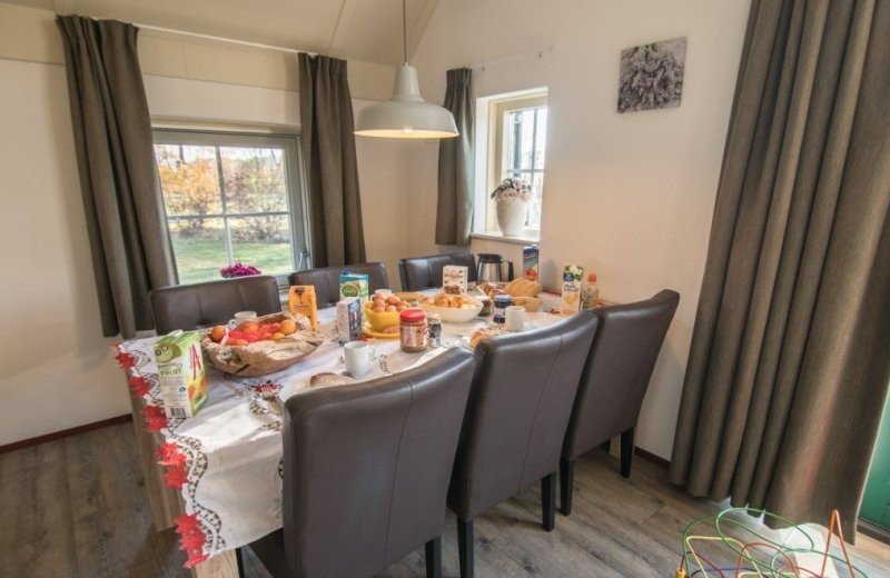 6 pers luxe vakantieboerderij keuken 1